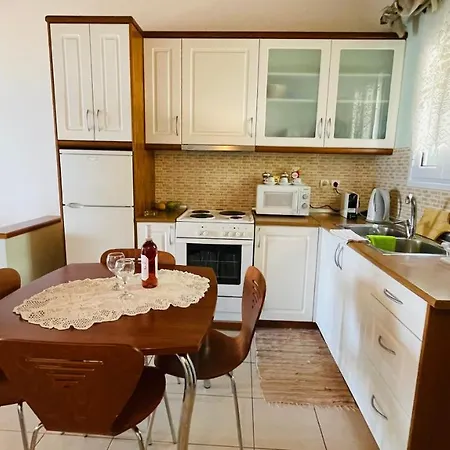 Two Floors 2-3 People Διαμέρισμα Γλυφάδα